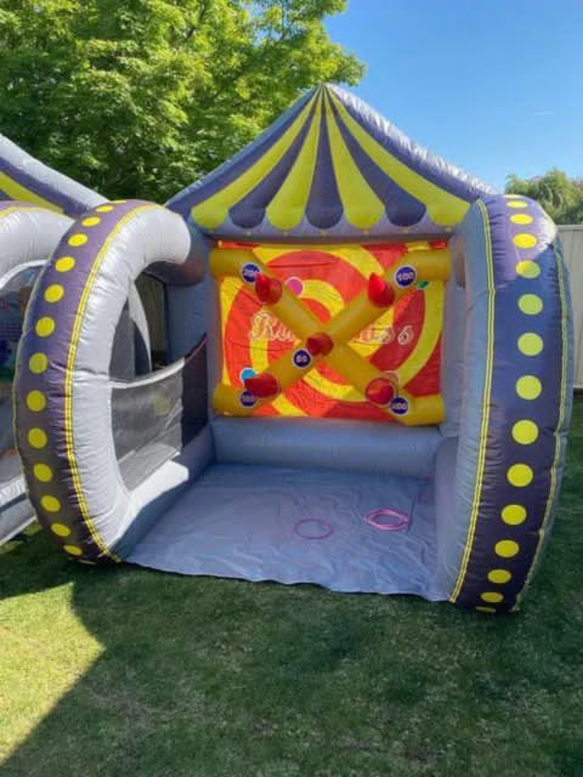 Inflatable ring toss party game